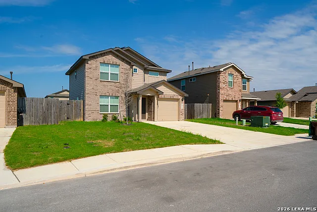 3 bed, 2.5 bath, 1512 sqft, $1,700 — Photo 2