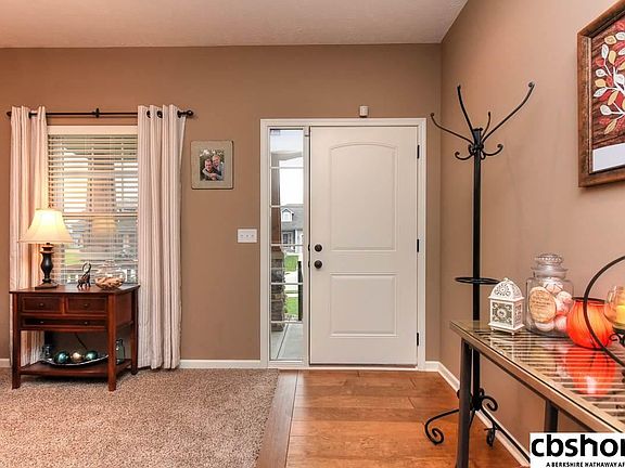 4th image of 10608 S 111th Ave