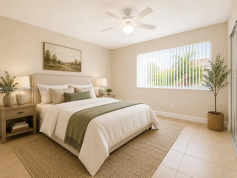 2812 NW 55th Ave #2A — Photo 41