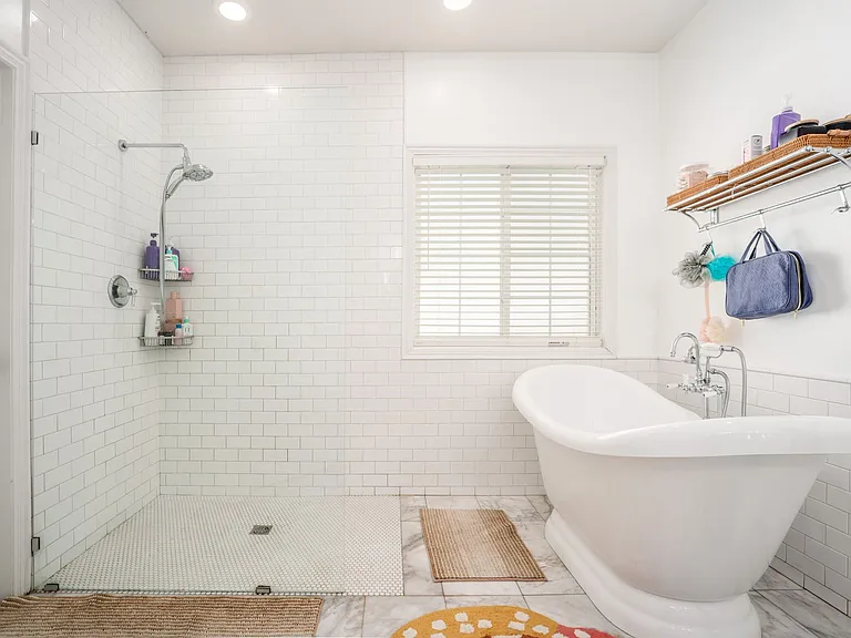 7179 Fernridge Dr — Photo 17