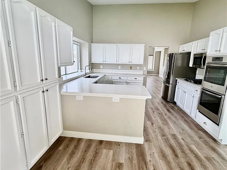 3121 Siena Cir — Photo 13