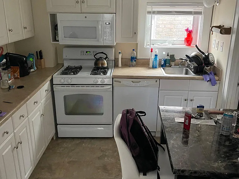 3228 Bishop St #5 — Photo 2
