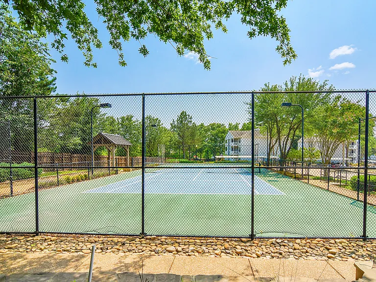 2000 Lexington Pointe — Photo 17