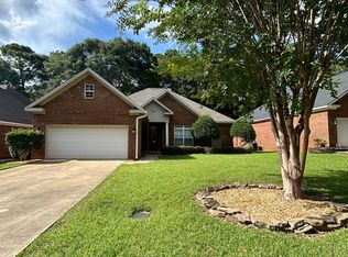 113 Rosemount Ct, Enterprise, AL 36330