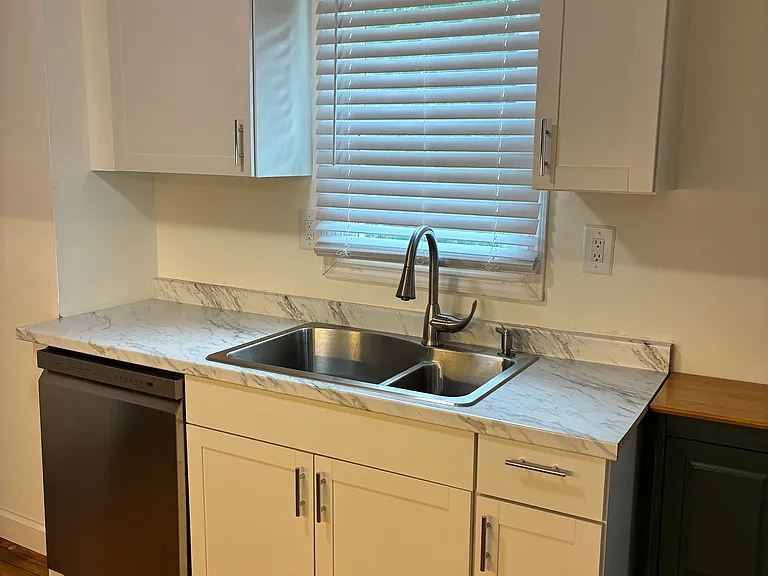 302 Ward St #2 — Photo 4