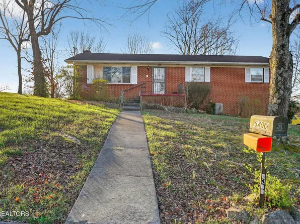 5400 Springplace Cir, Knoxville, TN 37924