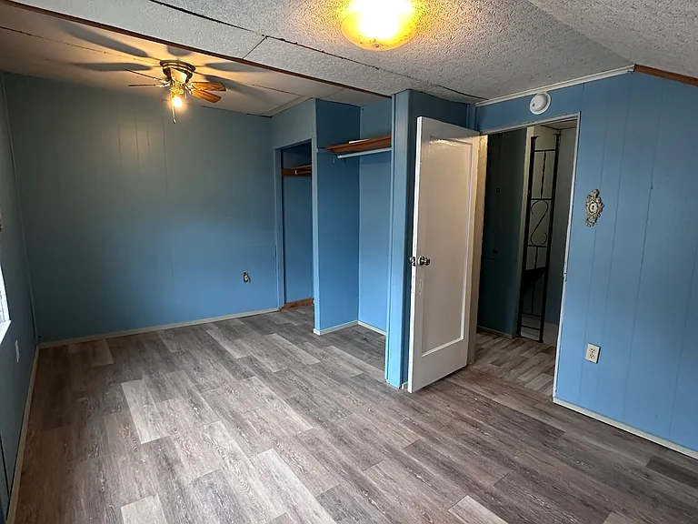 211 Gould St — Photo 6