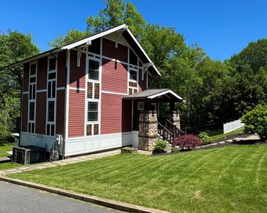 135 Poplar Drive, Cheshire, CT, 06410