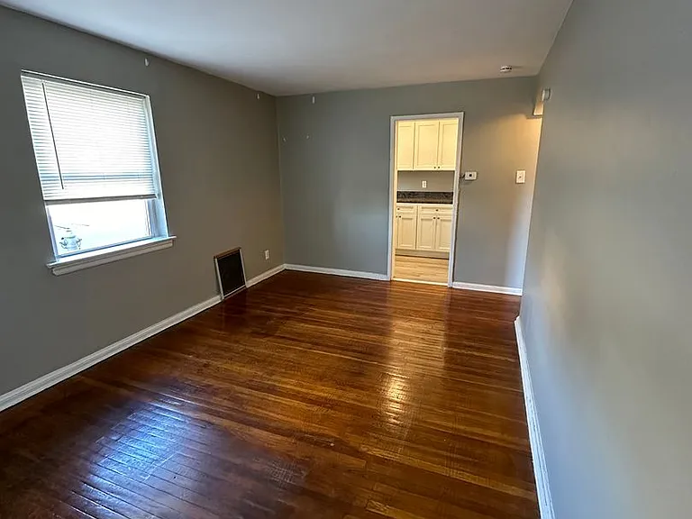 728 E Chester Pike — Photo 1