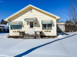 209 5th Ave SE, Crosby, ND 58730