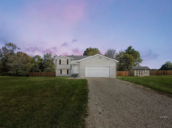 12700 Rich Ln, Athens, OH 45701