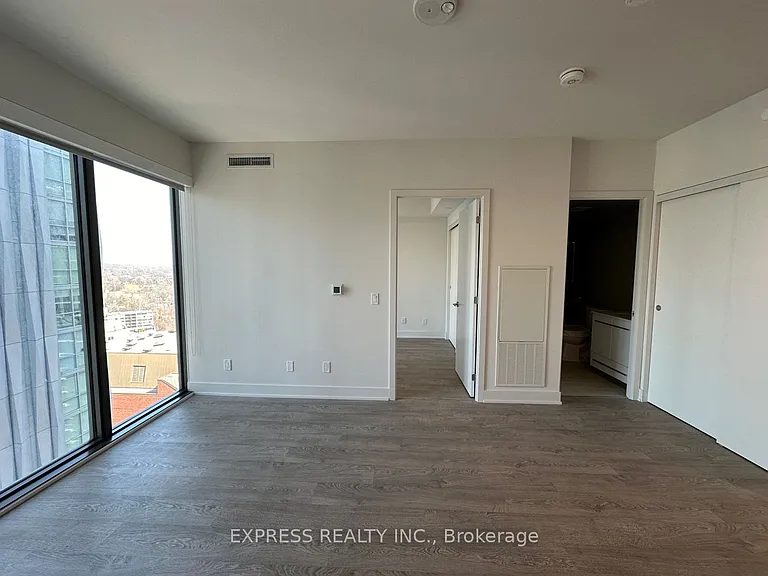 8 Cumberland St #1801 — Photo 4