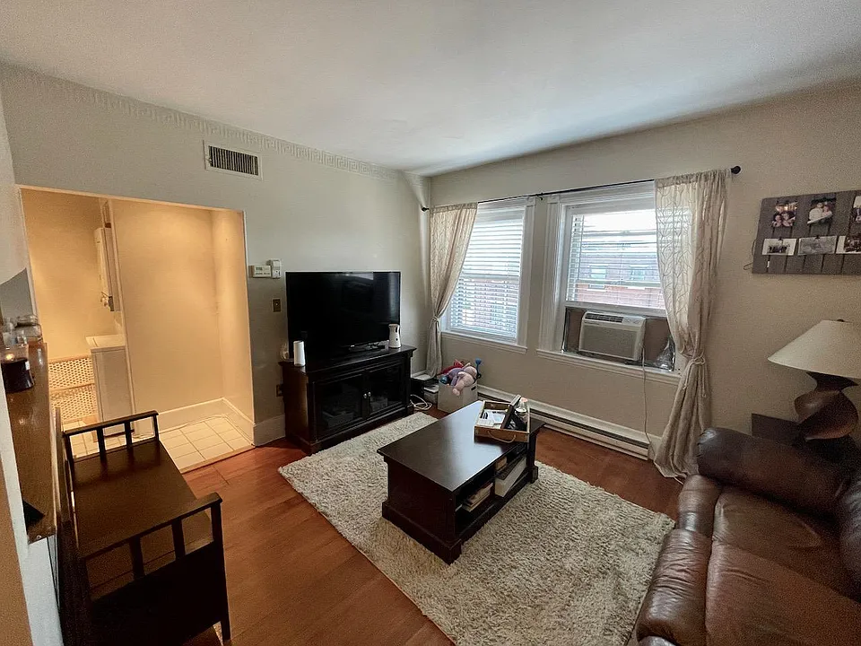 15 Keswick St #6