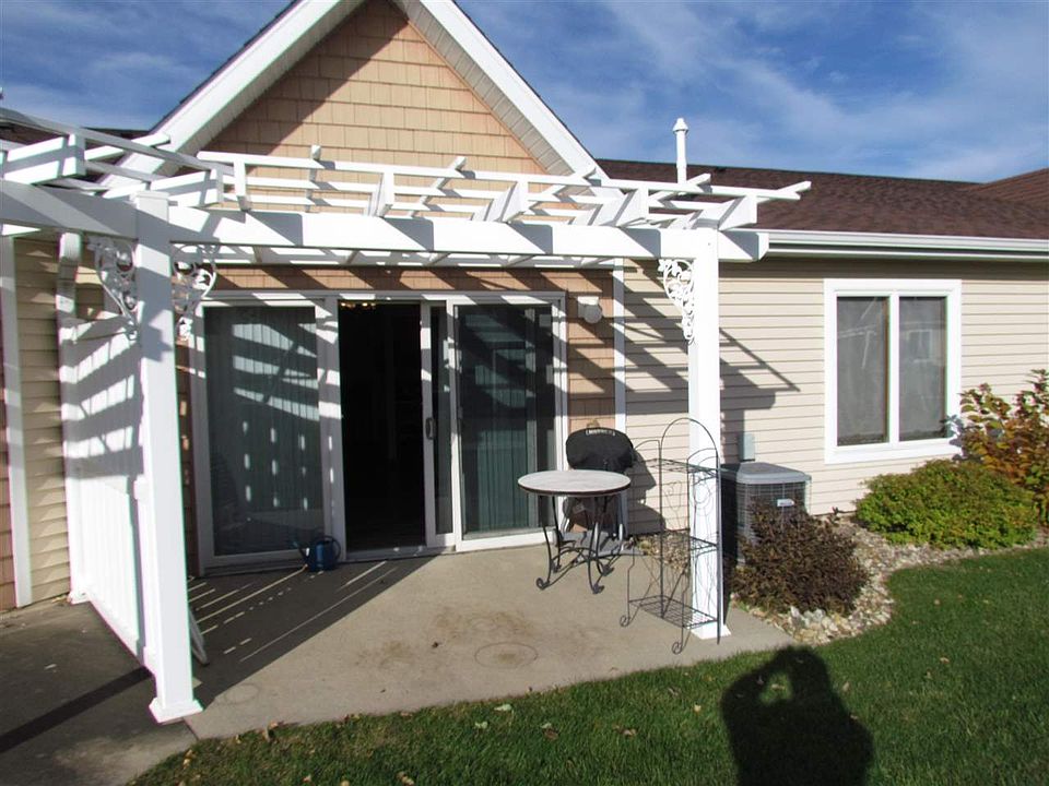 2nd image of 4125 Autumn Ridge Rd Unit 117