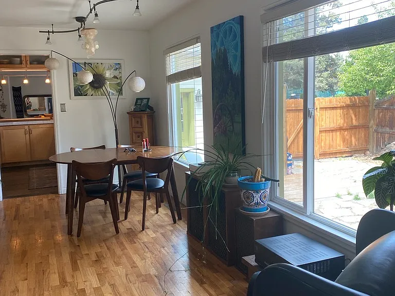 676 NE Franklin Ave — Photo 15