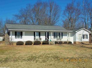 131 Green Willow Ln, Searcy, AR 72143