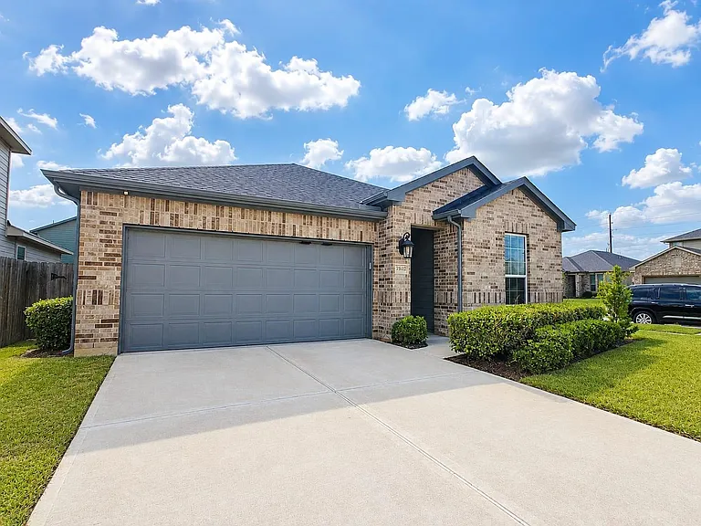 7802 Winter Hawk Cir — Photo 1