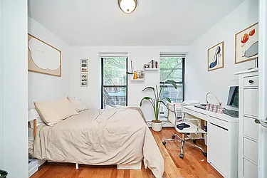 492 9th Avenue, #4B