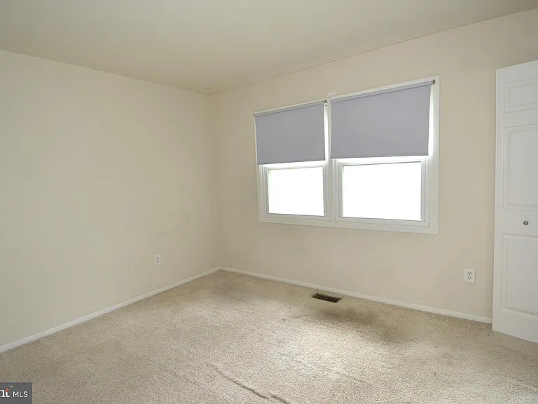 3717 Irongate Ln — Photo 10
