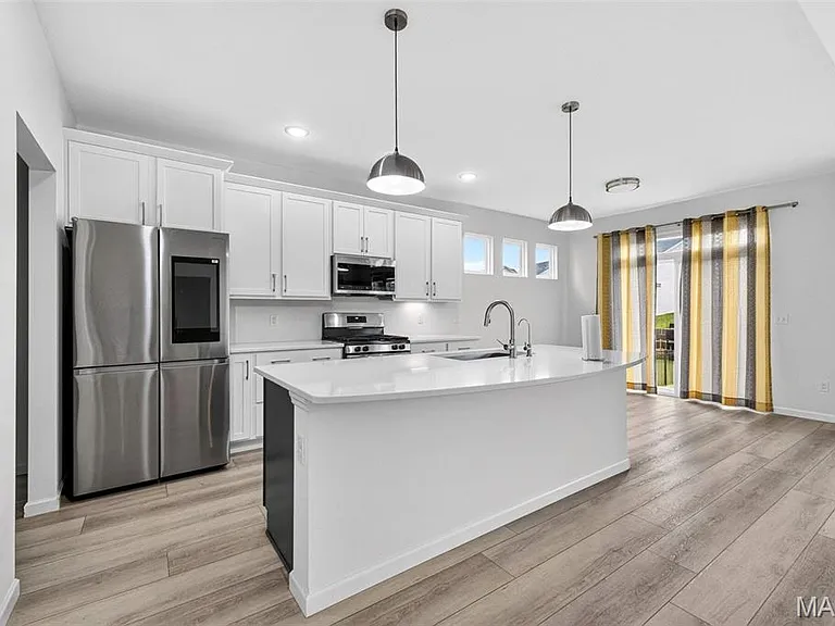 207 Kerry Downs Dr — Photo 6