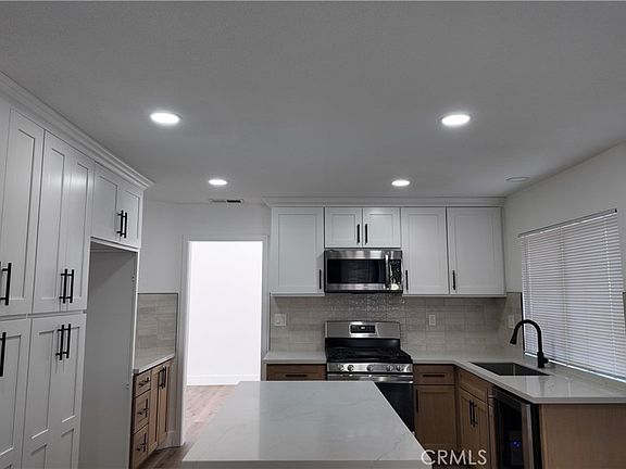 4th image of 21484 Dickinson Rd