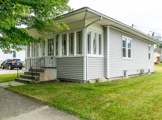 623 N State St, Kendallville, IN