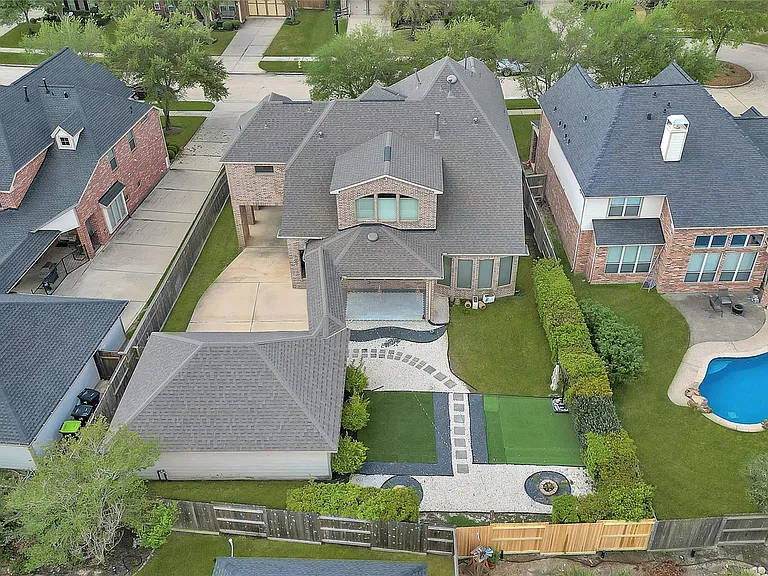 28214 Churchill Ct — Photo 45