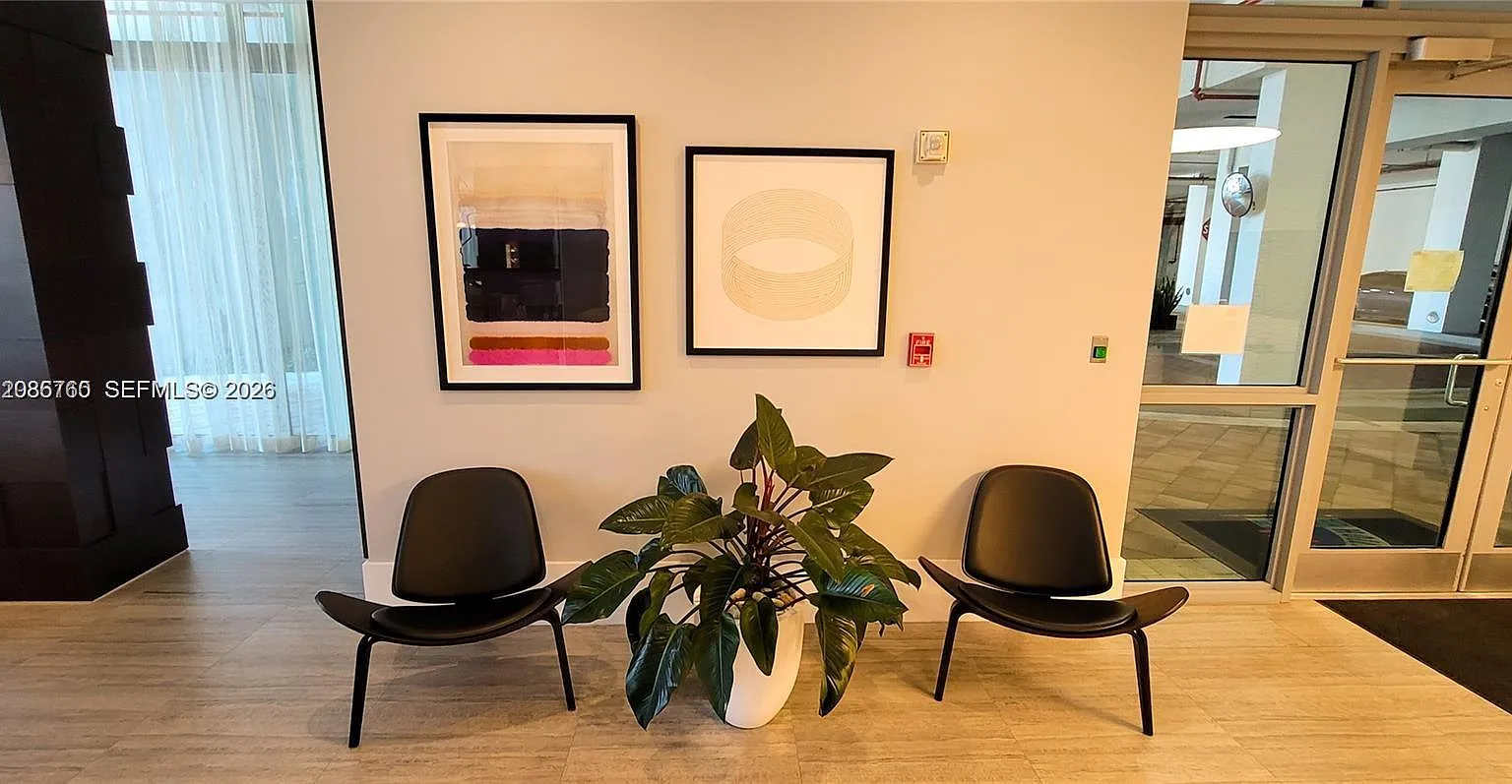 2 bed, 2.0 bath, 1200 sqft, $2,650 — Photo 4