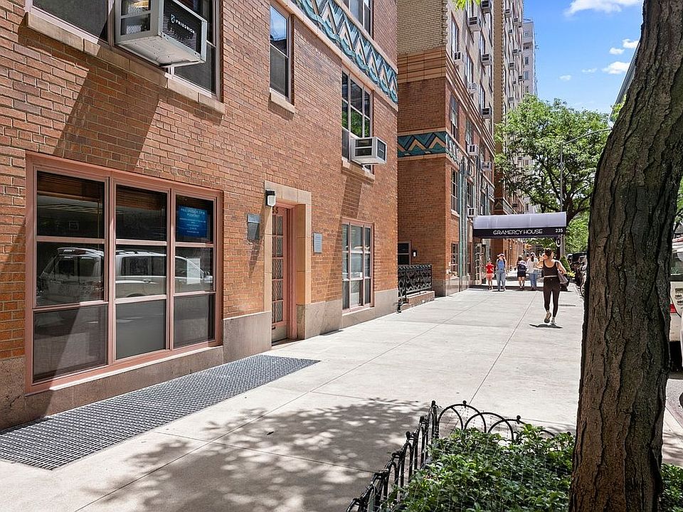 1st image of 235 E 22nd St APT 1B