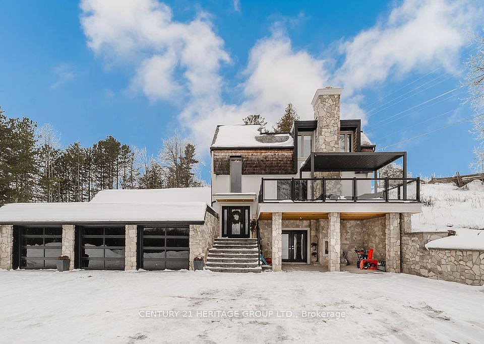 1st image of 2816 Mount Albert Rd