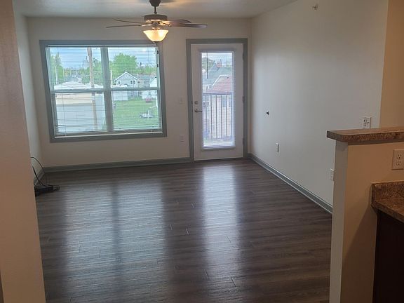 2nd image of 20 E State St #293ce8ba8
