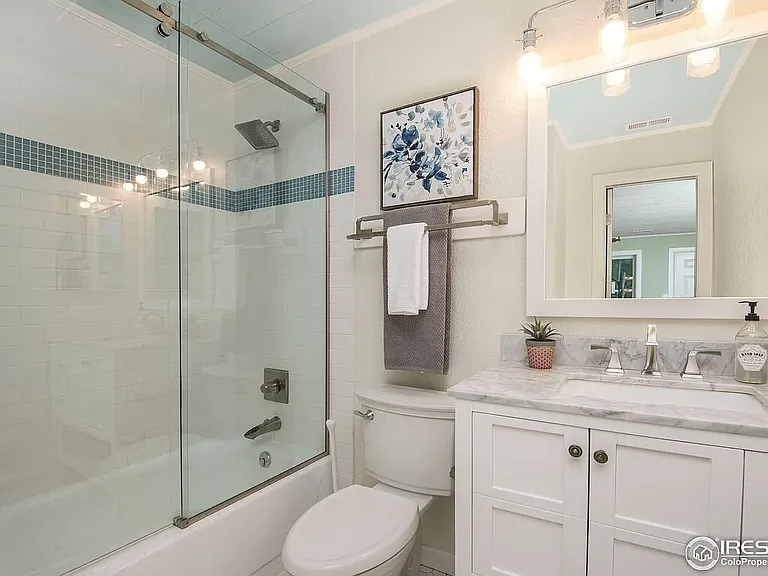 6174 Willow Ln — Photo 13