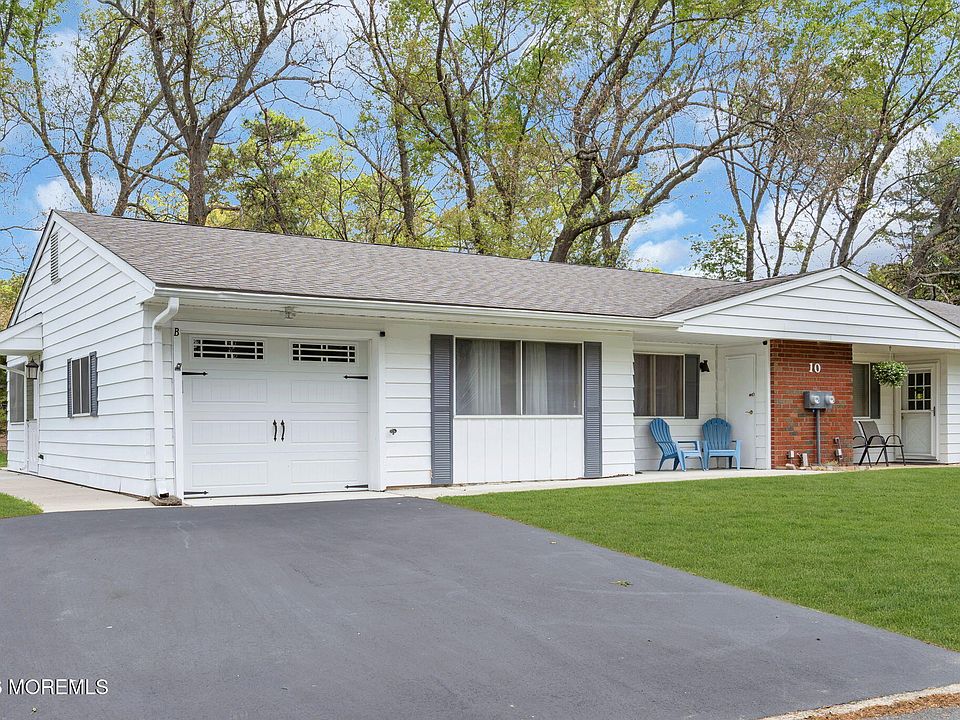 1st image of 10 Nevada Drive #B