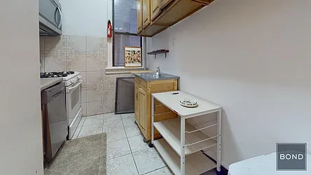 Rented by Bond New York