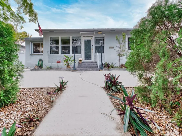 1923 Dewey St, Hollywood, FL 33020