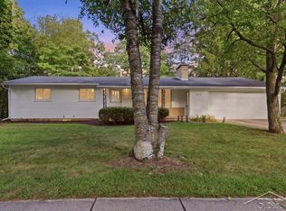 4310 Arlington St, Midland, MI 48642