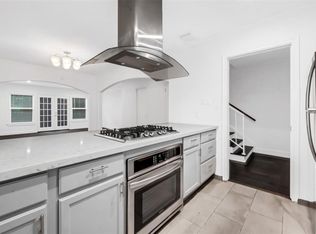 2614 Whitney St, Houston, TX 77006