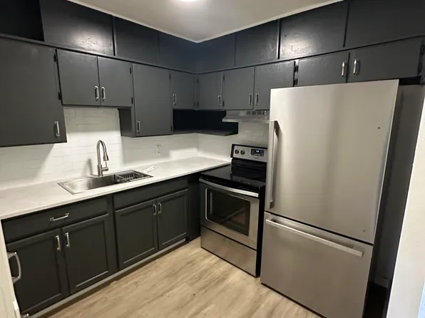 206 Edison Dr, Pensacola, FL 32505