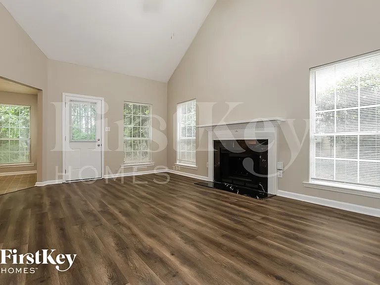 650 Durham Ridge Dr — Photo 3