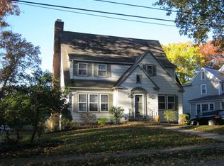 21 Longwood Rd, Milton, MA 02186