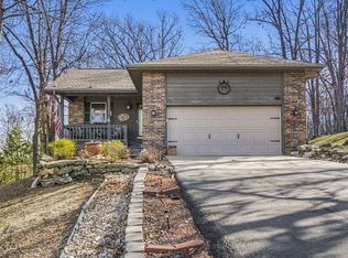 61 Canyon Forest Cir, Kimberling City, MO 65686