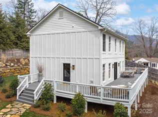 8 Pinecroft Pl, Asheville, NC 28804
