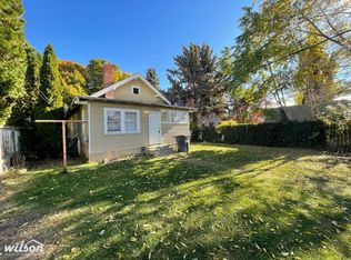 706 1/2 S 7th Ave #1/2, Yakima, WA 98902