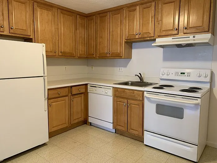 155 Massachusetts Ave #8 — Photo 2
