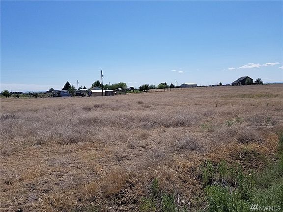 5th image of 3225 Road 10.8 NW