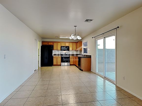 4th image of 33335 N Hidden Canyon Dr