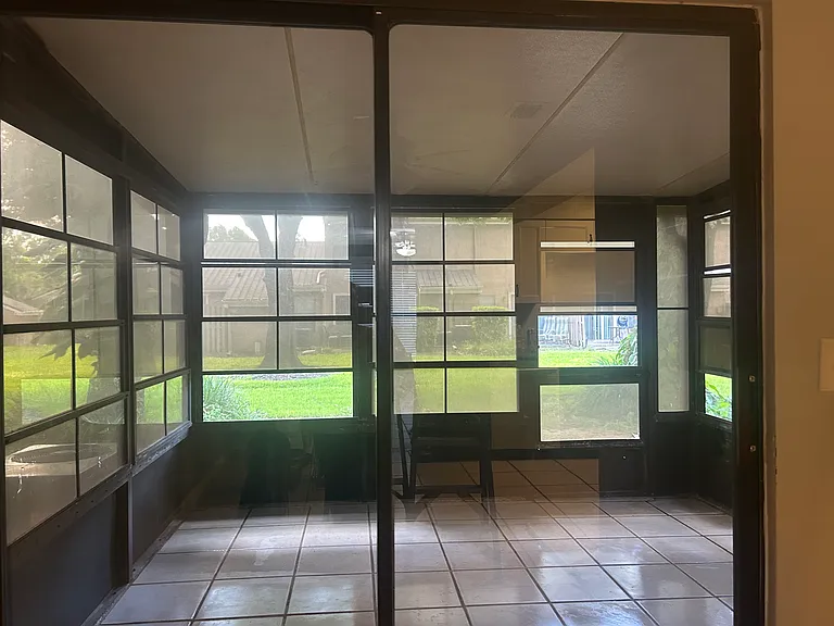 608 Casa Park Ct #J — Photo 18