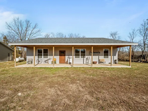 410 Barr West Road, Cabool, MO 65689