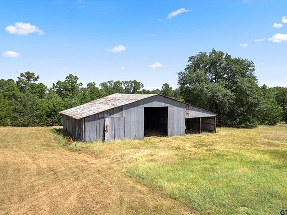 2nd image of 401 County Road 2400