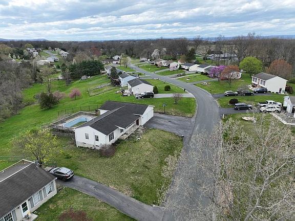 4th image of 3728 Harold Pl